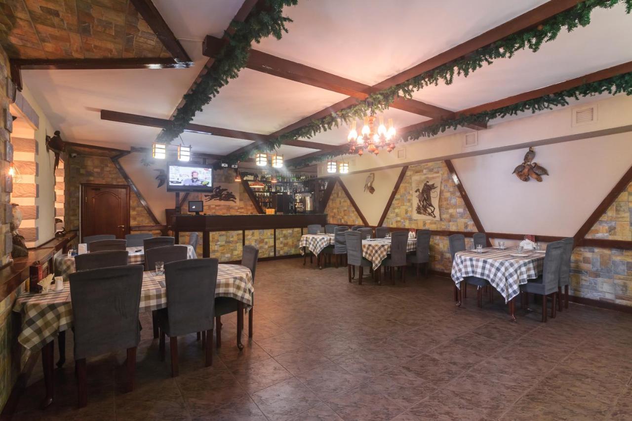 Sunkar Hotel Alma-Ata Buitenkant foto